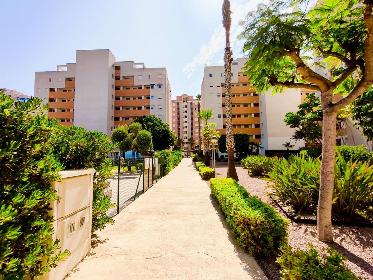 Appartamento a Guardamar del Segura, Alicante, Spagna 2 camere da letto, 80 mq. N° 183881