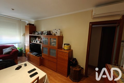 Apartment à Barcelona, Espagne 4 chambres, 93 m2 No. 187941