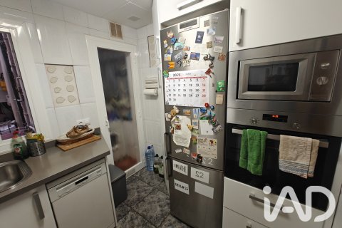 Wohnung zum Verkauf in Barcelona, Spanien 4 Schlafzimmer, 93 m2 Nr. 187941 - Foto 9