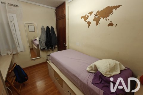 Wohnung zum Verkauf in Barcelona, Spanien 4 Schlafzimmer, 93 m2 Nr. 187941 - Foto 27