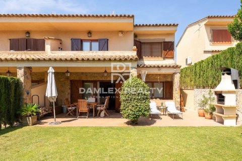Kamienica w Santa Cristina d'Aro, Girona, Hiszpania 4 sypialnie, 168 mkw. nr 177247 – zdjęcie 3
