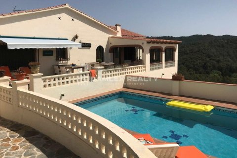 Dom w Lloret de Mar, Girona, Hiszpania 5 sypialni, 279 mkw. nr 177242