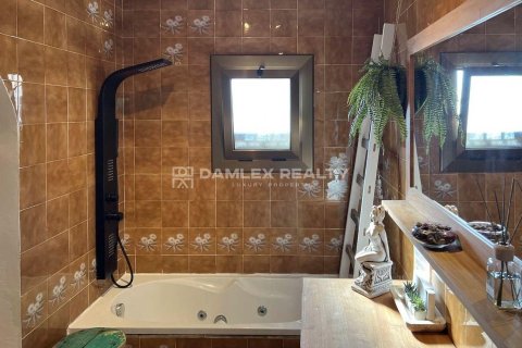 Dom w Lloret de Mar, Girona, Hiszpania 5 sypialni, 279 mkw. nr 177242 – zdjęcie 5