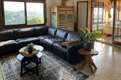 Dom w Lloret de Mar, Girona, Hiszpania 5 sypialni, 279 mkw. nr 177242 – zdjęcie 28