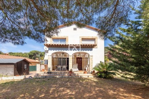 Hus i Santa Cristina d'Aro, Girona, Spanien 3 sovrum, 205 kvm. Nr. 177244