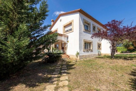 Hus till salu i Santa Cristina d'Aro, Girona, Spanien 3 sovrum, 205 kvm. Nr. 177244 - foto 4