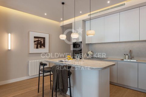 Huoneisto myytävänä Madrid, Espanja, 3 makuuhuonetta, 185 m2 No. 178856 - kuva 4