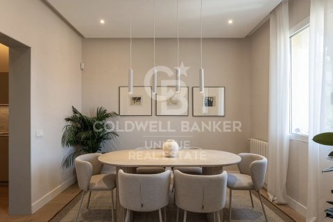 Apartment à Madrid, Espagne 2 chambres, 95 m2 No. 178854