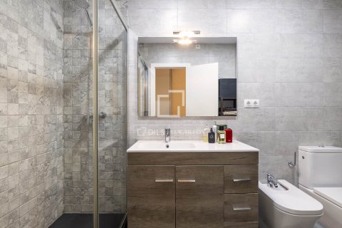 Huoneisto vuokrattavana Barcelona, Espanja, 2 makuuhuonetta, 66 m2 No. 193691 - kuva 11