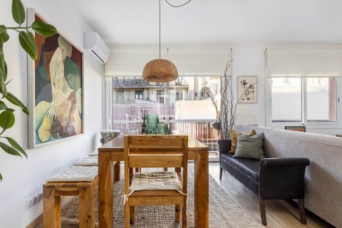 Huoneisto vuokrattavana Barcelona, Espanja, 2 makuuhuonetta, 66 m2 No. 193691 - kuva 3