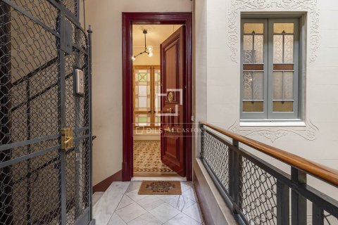 Huoneisto vuokrattavana Barcelona, Espanja, 3 makuuhuonetta, 153 m2 No. 193692 - kuva 25
