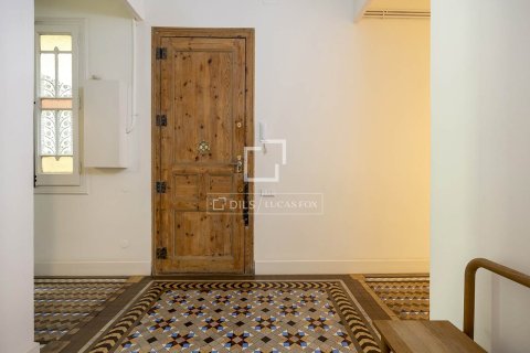 Huoneisto vuokrattavana Barcelona, Espanja, 3 makuuhuonetta, 153 m2 No. 193692 - kuva 24