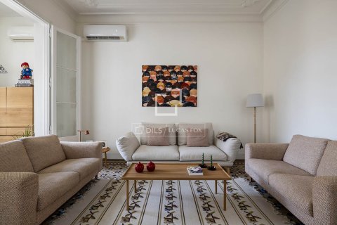 Huoneisto vuokrattavana Barcelona, Espanja, 3 makuuhuonetta, 153 m2 No. 193692 - kuva 3