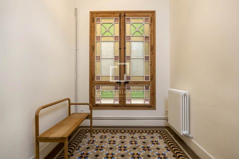 Huoneisto vuokrattavana Barcelona, Espanja, 3 makuuhuonetta, 153 m2 No. 193692 - kuva 23