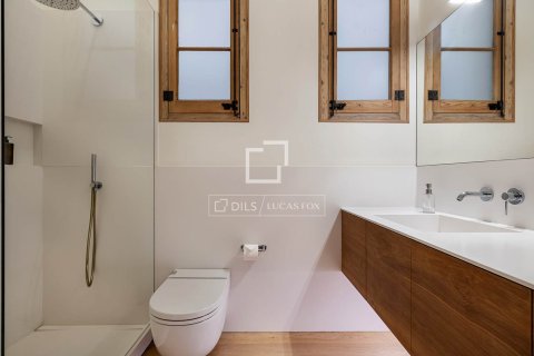 Huoneisto vuokrattavana Barcelona, Espanja, 3 makuuhuonetta, 153 m2 No. 193692 - kuva 14