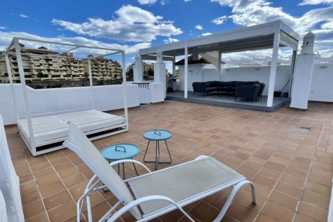 Apartamento en venta Estepona, Málaga, España 3 dormitorios, 118 m2 No. 47944 - foto 9