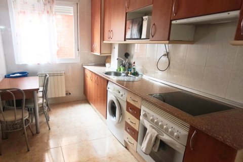 Wohnung zum Verkauf in Sahagun, Leon, Spanien 3 Schlafzimmer, 90 m2 Nr. 184831 - Foto 4