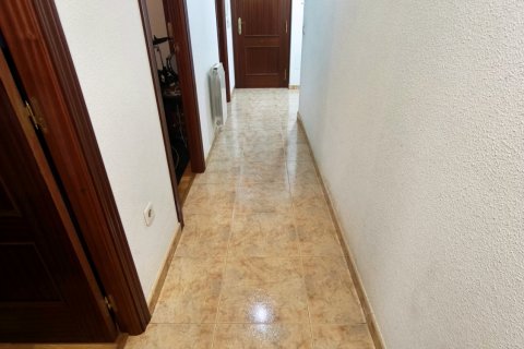 Wohnung zum Verkauf in Sahagun, Leon, Spanien 3 Schlafzimmer, 90 m2 Nr. 184831 - Foto 18