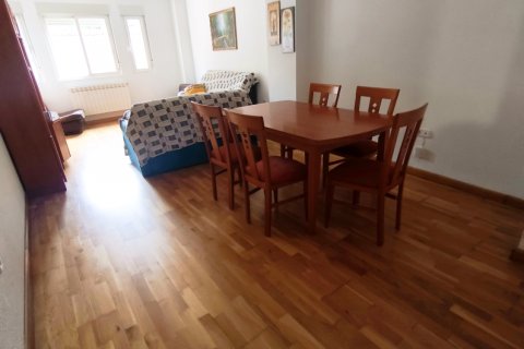 Wohnung zum Verkauf in Sahagun, Leon, Spanien 3 Schlafzimmer, 90 m2 Nr. 184831 - Foto 19