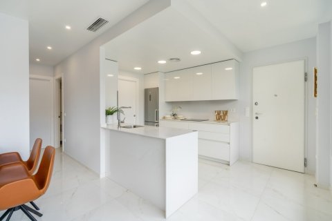 Apartament w Benidorm, Alicante, Hiszpania 2 sypialnie, 80 mkw. nr 141860 – zdjęcie 17