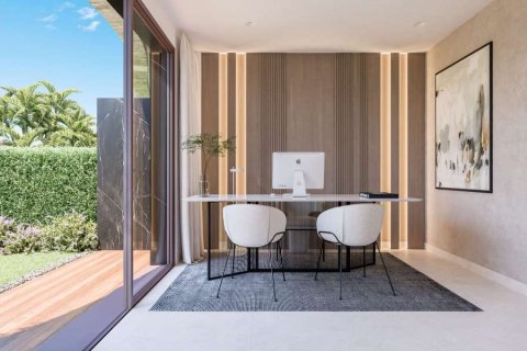 Apartament w Marbella, Malaga, Hiszpania 2 sypialnie, 249.64 mkw. nr 181513 – zdjęcie 9