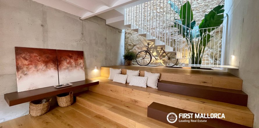 Townhouse in Lloret De Vistalegre, Mallorca, Spain 3 bedrooms, 228 sq.m. No. 168899