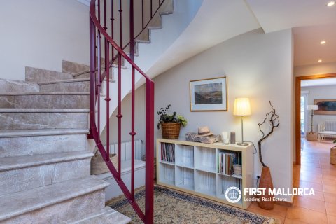 Villa for sale in Port De Soller, Mallorca, Spain 4 bedrooms, 359 sq.m. No. 168898 - photo 10