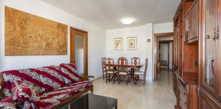 Apartment in Mahon, Menorca, Spain 3 bedrooms, 87 sq.m. No. 168896