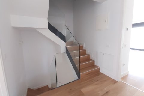 Māja īrēšanai Alcobendas, Madrid, Spānijā 5 istabas, 350 m2 Nr. 161760 - attēls 18