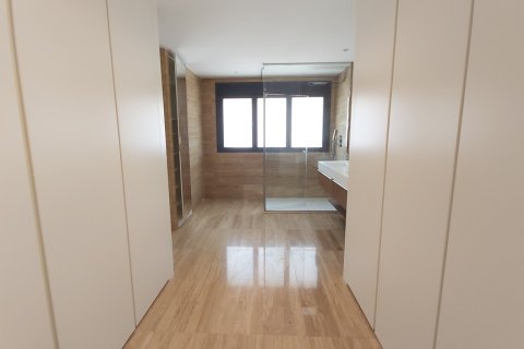Māja īrēšanai Alcobendas, Madrid, Spānijā 5 istabas, 350 m2 Nr. 161760 - attēls 22