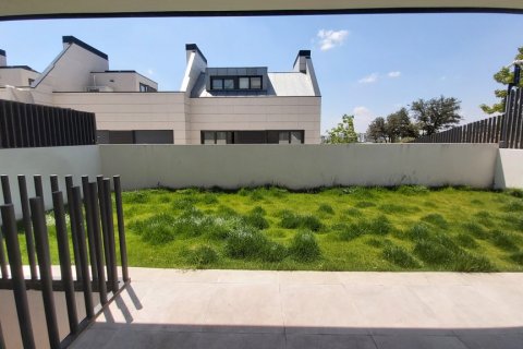 Māja īrēšanai Alcobendas, Madrid, Spānijā 5 istabas, 350 m2 Nr. 161760 - attēls 2