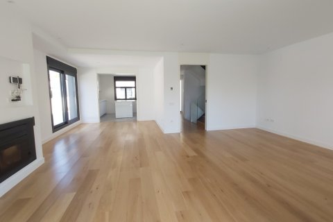Māja īrēšanai Alcobendas, Madrid, Spānijā 5 istabas, 350 m2 Nr. 161760 - attēls 9