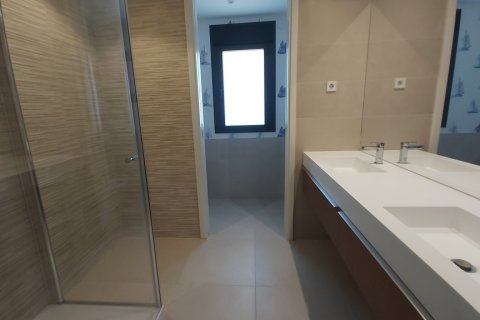 Māja īrēšanai Alcobendas, Madrid, Spānijā 5 istabas, 350 m2 Nr. 161760 - attēls 19