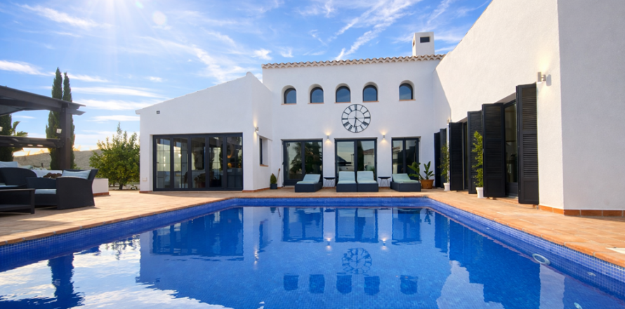 Villa en El Valle Golf Resort, Murcia, España 5 dormitorios, 400 m2 No. 161737