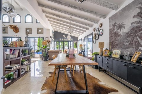 Villa en venta en El Valle Golf Resort, Murcia, España 5 dormitorios, 400 m2 No. 161737 - foto 7