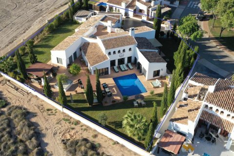 Villa en venta en El Valle Golf Resort, Murcia, España 5 dormitorios, 400 m2 No. 161737 - foto 11