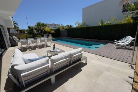 Villa for sale in Ciudad Quesada, Alicante, Spain 3 bedrooms, 160 sq.m. No. 148978 - photo 26