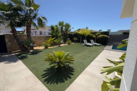 Villa for sale in Ciudad Quesada, Alicante, Spain 3 bedrooms, 160 sq.m. No. 148978 - photo 27