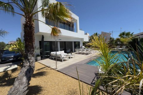 Villa for sale in Ciudad Quesada, Alicante, Spain 3 bedrooms, 160 sq.m. No. 148978 - photo 28