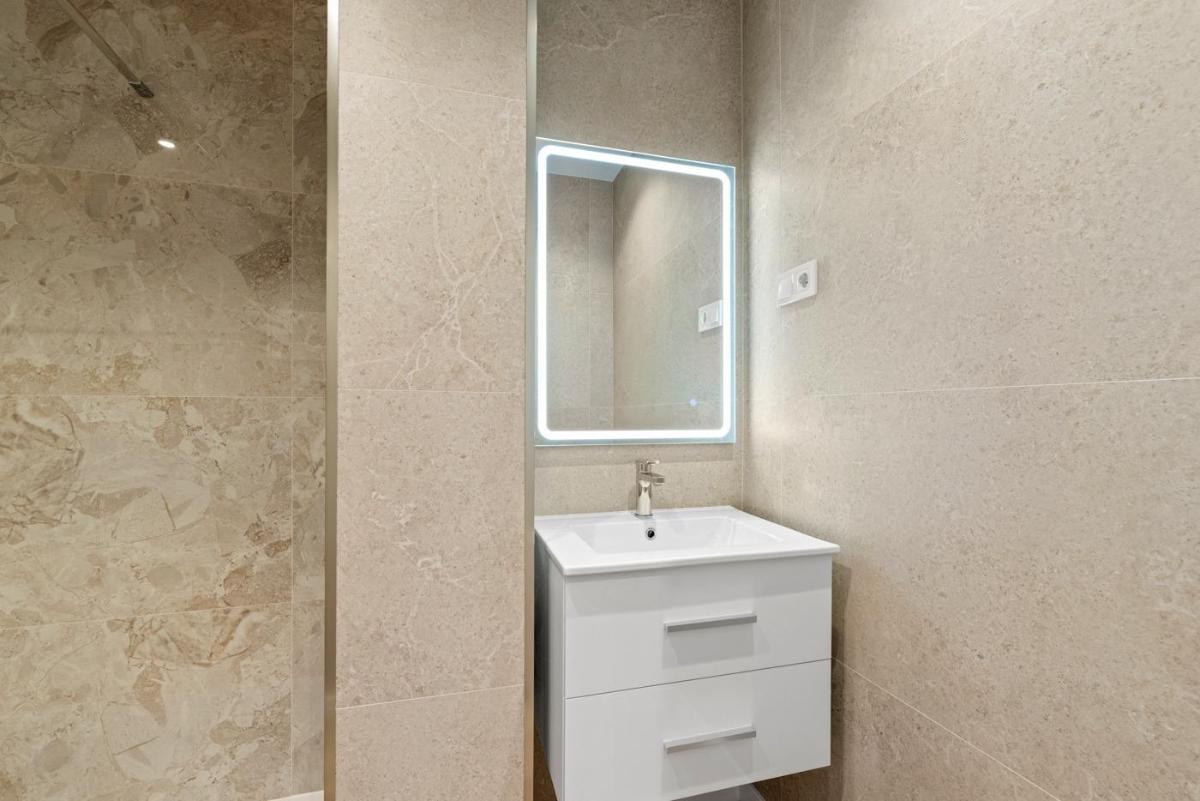Huoneisto Torrevieja, Alicante, Espanja 2 makuuhuonetta, 70 m2 No. 148981