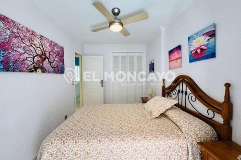 Bungalow w Torrevieja, Alicante, Hiszpania 2 sypialnie, 81 mkw. nr 148980 – zdjęcie 18