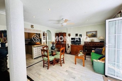 Bungalow w Torrevieja, Alicante, Hiszpania 2 sypialnie, 81 mkw. nr 148980 – zdjęcie 6