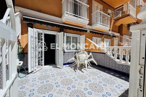 Bungalow w Torrevieja, Alicante, Hiszpania 2 sypialnie, 81 mkw. nr 148980 – zdjęcie 10