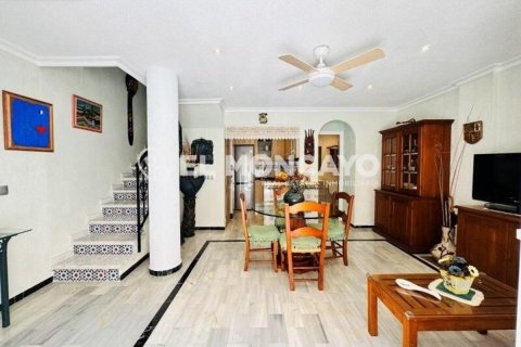 Bungalow w Torrevieja, Alicante, Hiszpania 2 sypialnie, 81 mkw. nr 148980 – zdjęcie 4