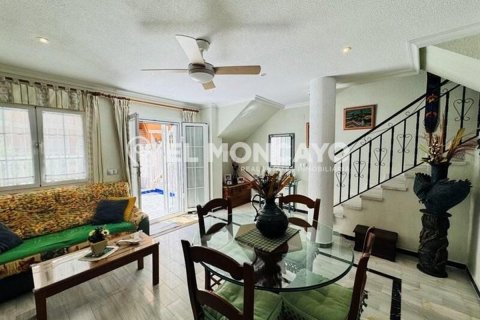 Bungalow w Torrevieja, Alicante, Hiszpania 2 sypialnie, 81 mkw. nr 148980 – zdjęcie 8