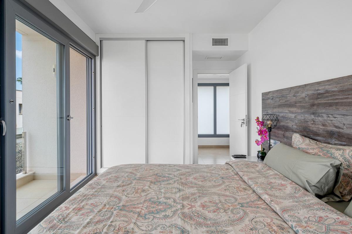 Villa a Orihuela, Alicante, Spagna 3 camere da letto, 119 mq. N° 148979