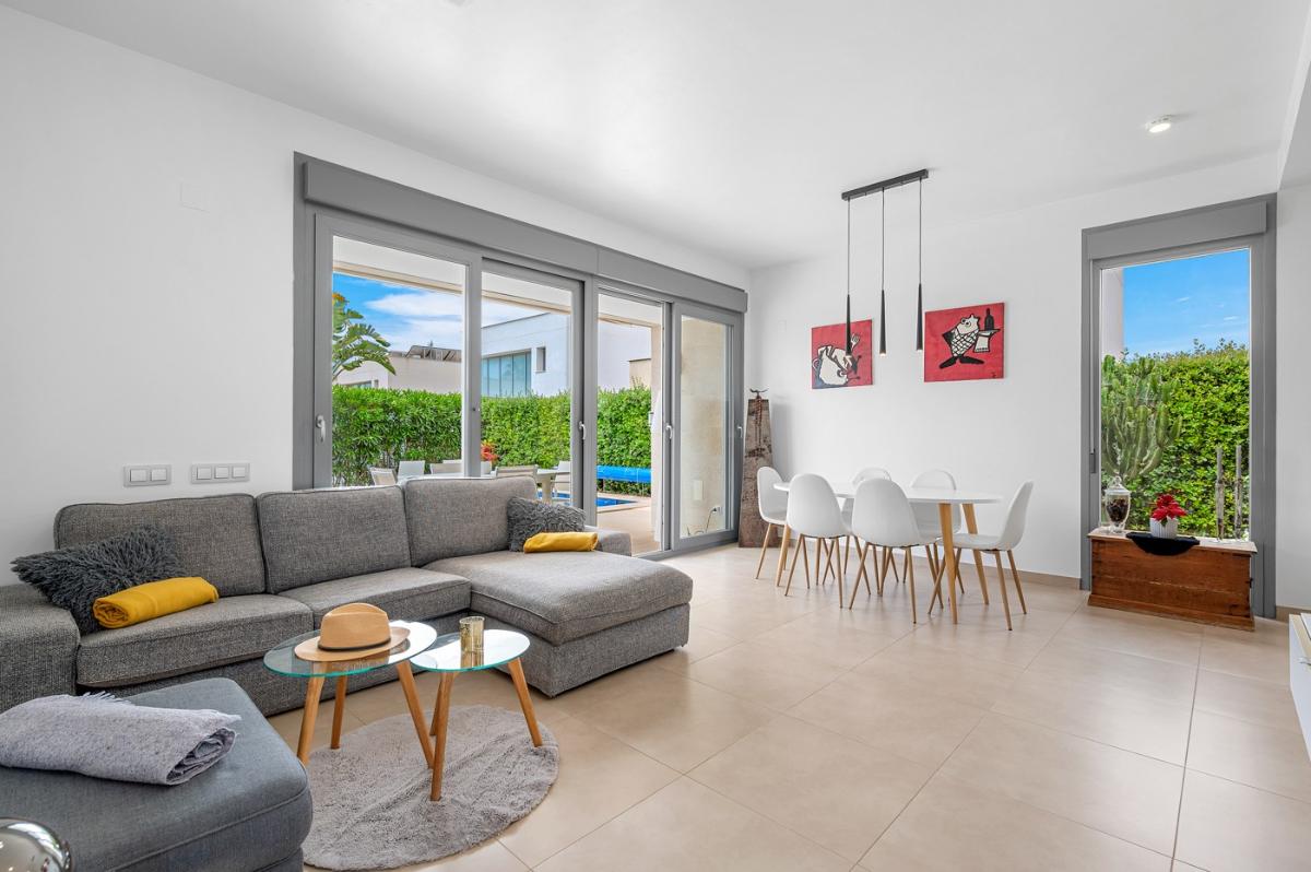 Villa a Orihuela, Alicante, Spagna 3 camere da letto, 119 mq. N° 148979