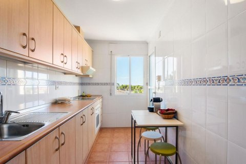 Apartment for sale in Alicante, Spain 3 bedrooms, 107 sq.m. No. 148982 - photo 9