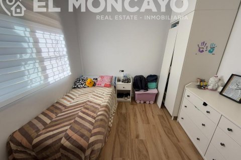 Huvila myytävänä Torrevieja, Alicante, Espanja, 5 makuuhuonetta, 222 m2 No. 112866 - kuva 17