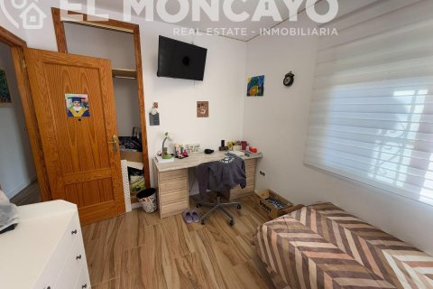 Huvila myytävänä Torrevieja, Alicante, Espanja, 5 makuuhuonetta, 222 m2 No. 112866 - kuva 16